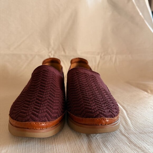 Cobb Hill Camryn Eggplant Slip On Shoes Womens size 6.5 - Picture 3 of 9